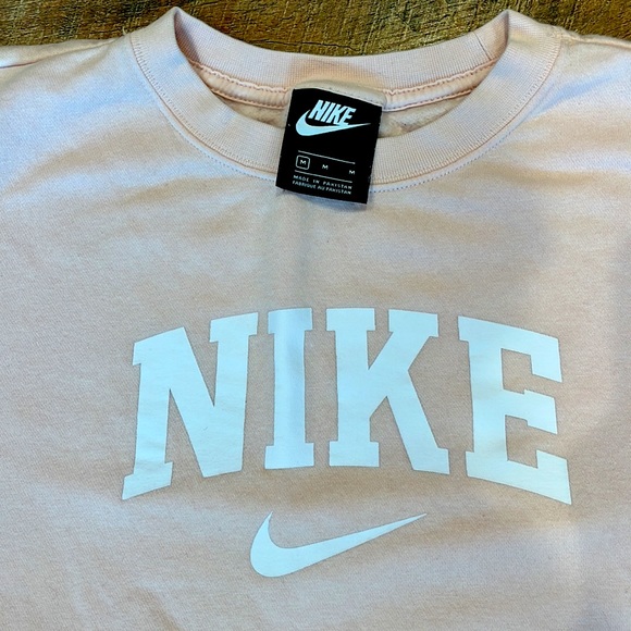 Nike Sweatshirt - Picture 2 of 2
